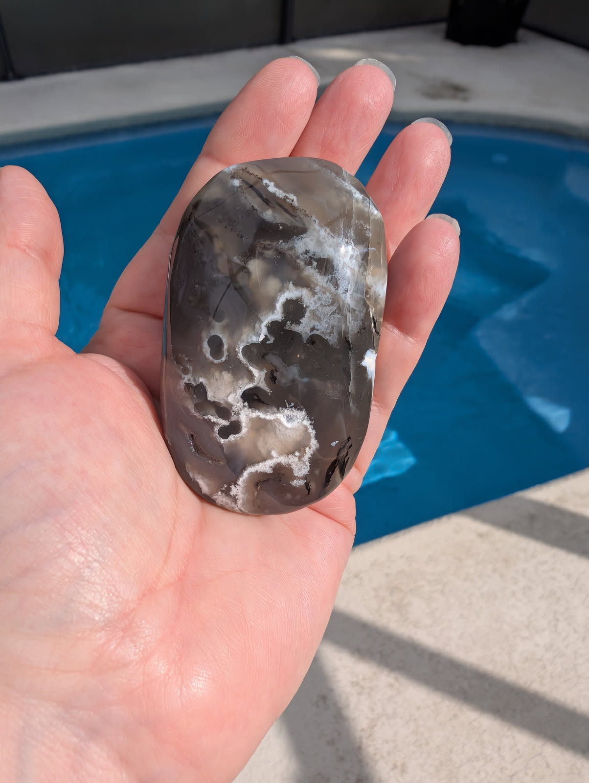 Large Volcano Agate palm stone