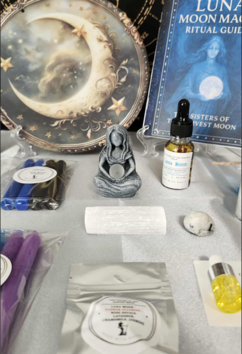 Luna Moon Magic Ritual Kit: A Complete Lunar Practice Box