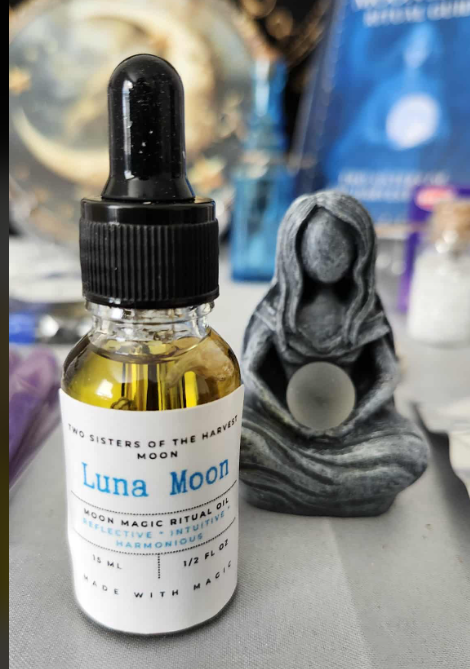 Luna Moon Magic Ritual Kit: A Complete Lunar Practice Box