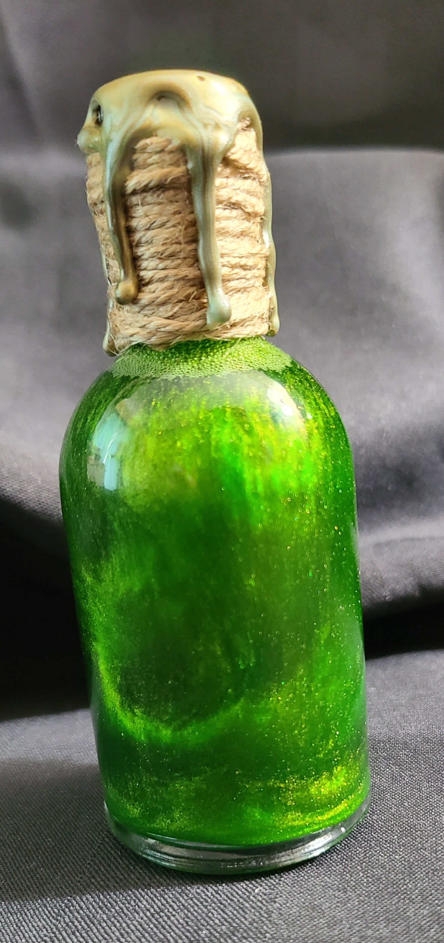 Decorative Potion Bottle - Snake Venom