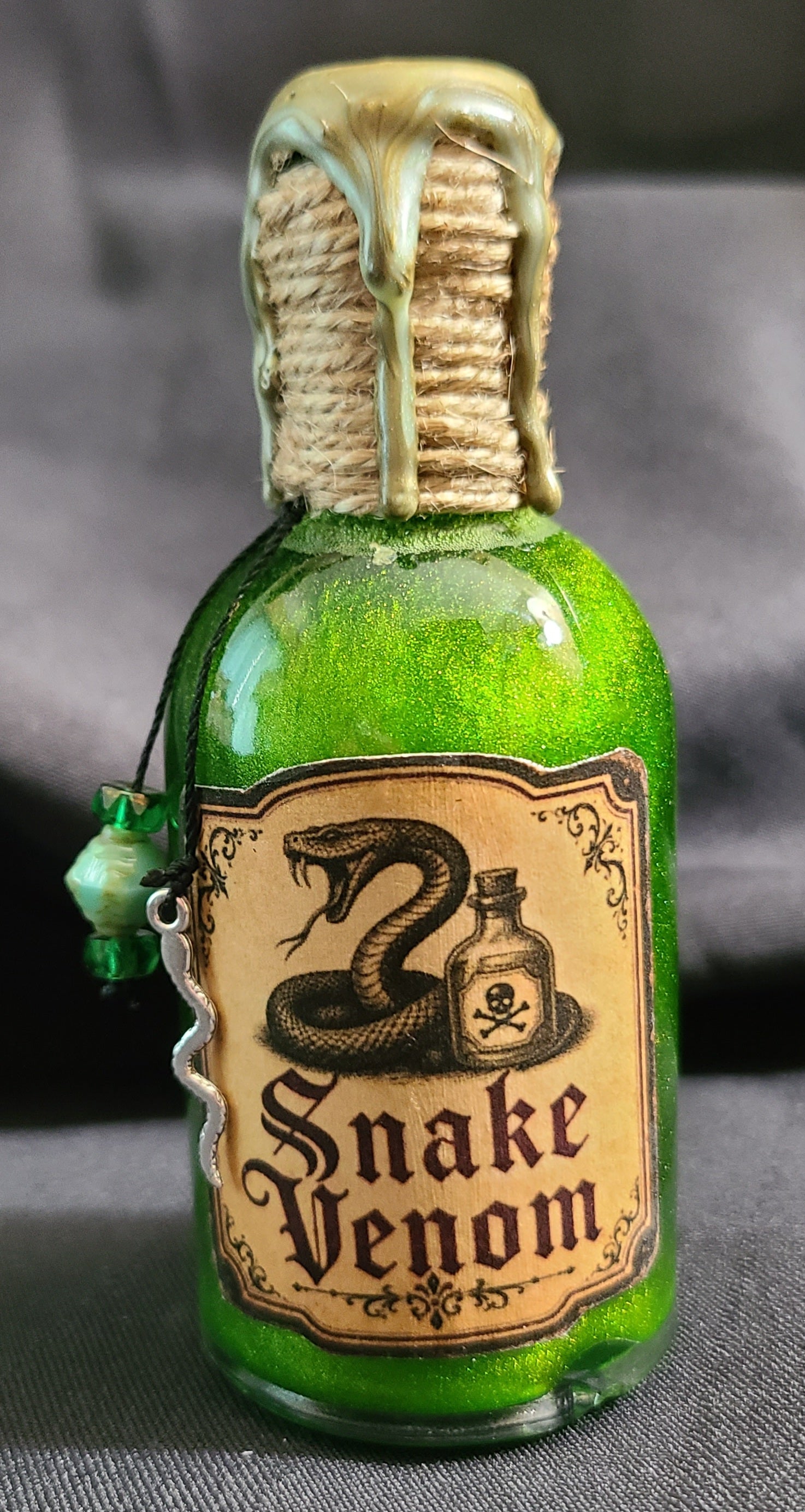 Decorative Potion Bottle - Snake Venom
