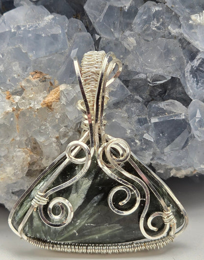 Seraphinite Pendant in Silver Plated Copper Wire