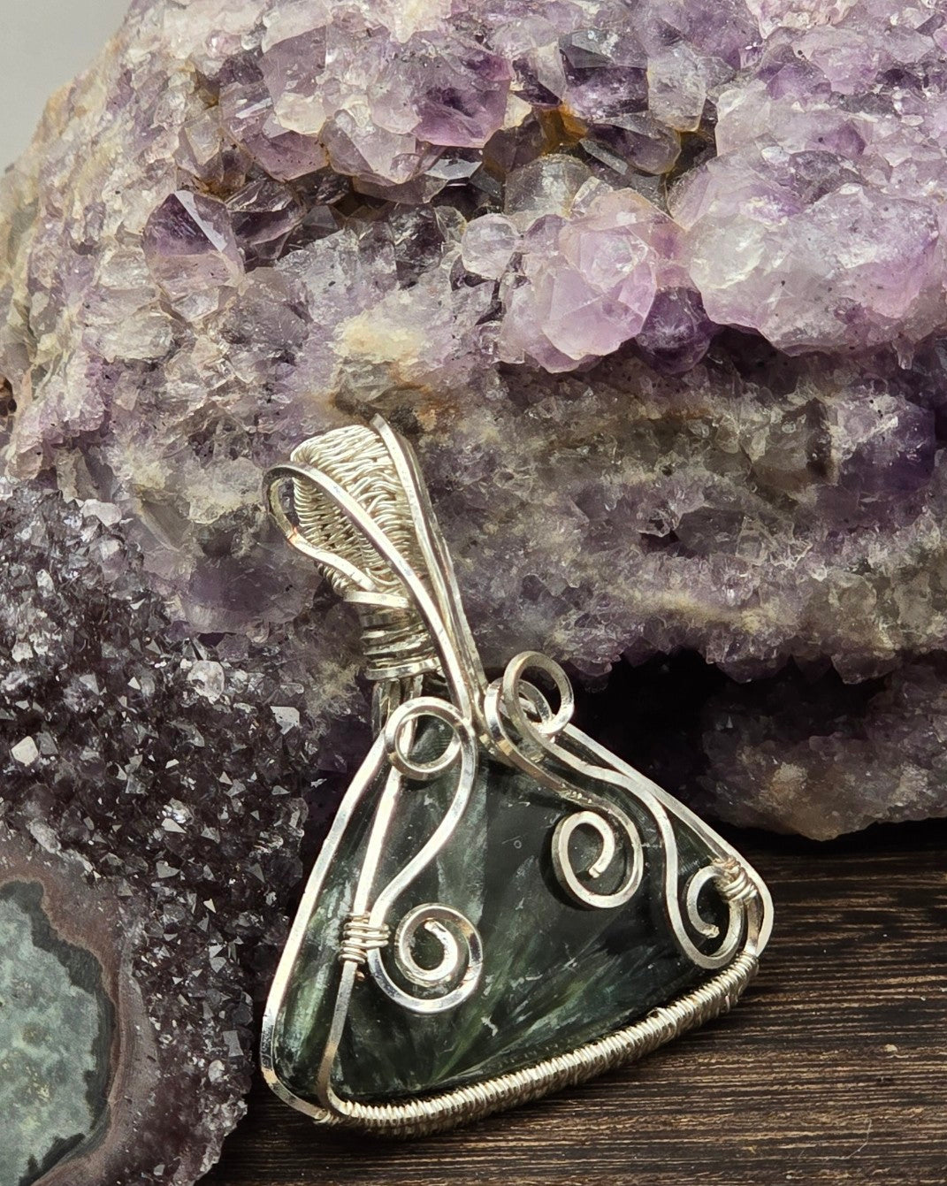 Seraphinite Pendant in Silver Plated Copper Wire