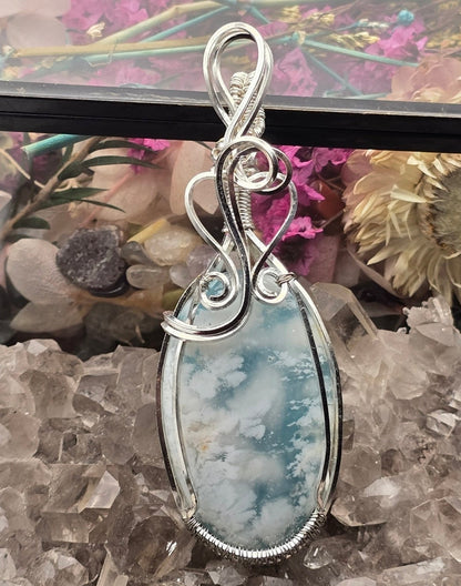 Blue &amp; White Plume Agate Pendant
