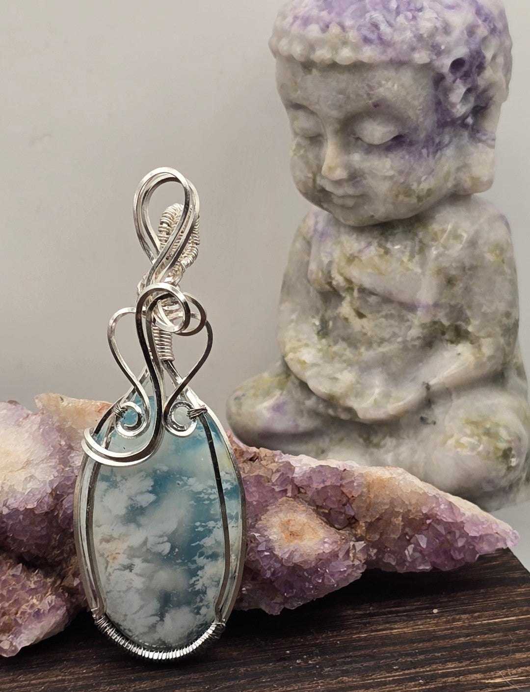 Blue &amp; White Plume Agate Pendant