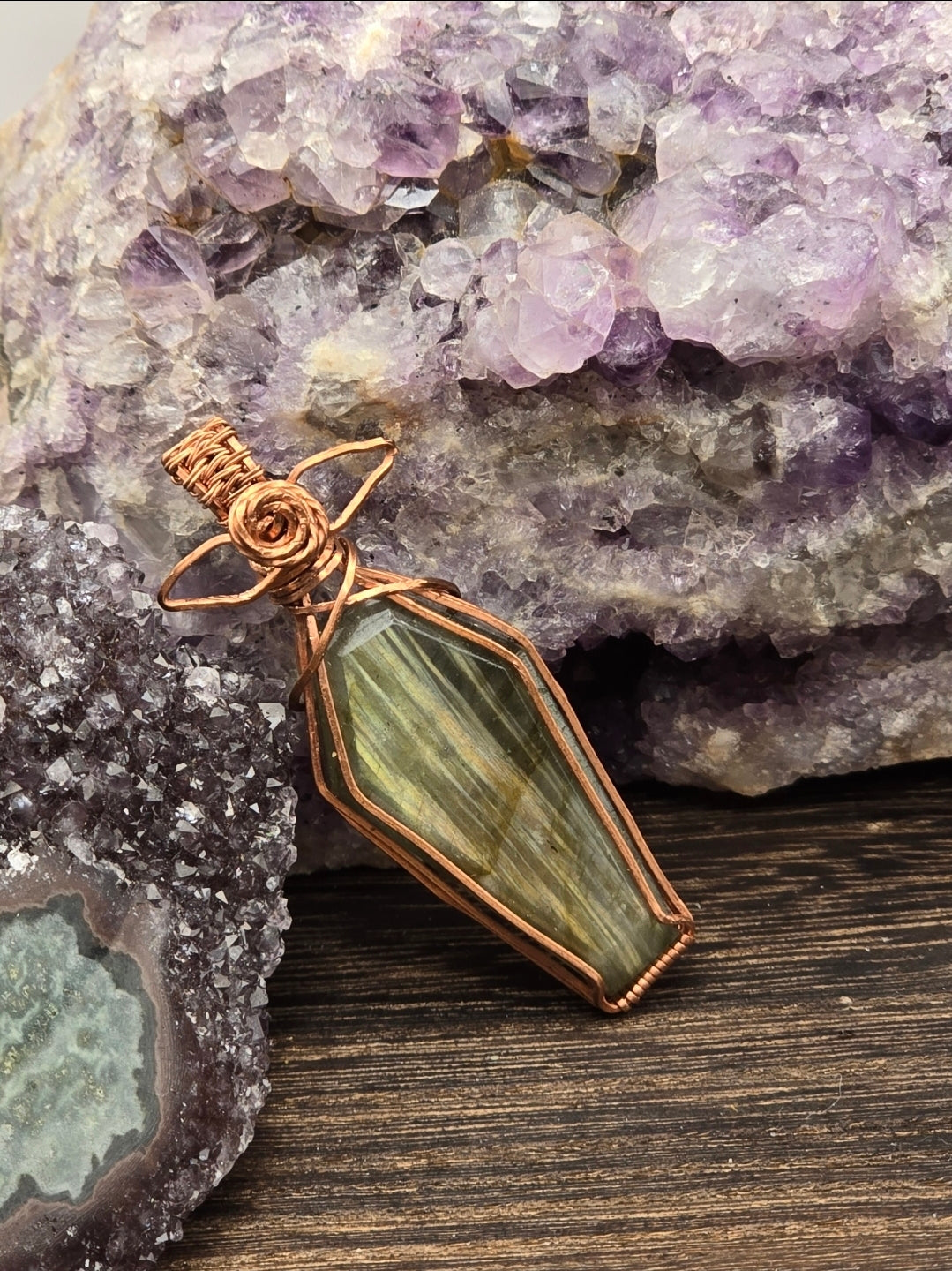 Labradorite Coffin Cut Pendant - Yellow Flash