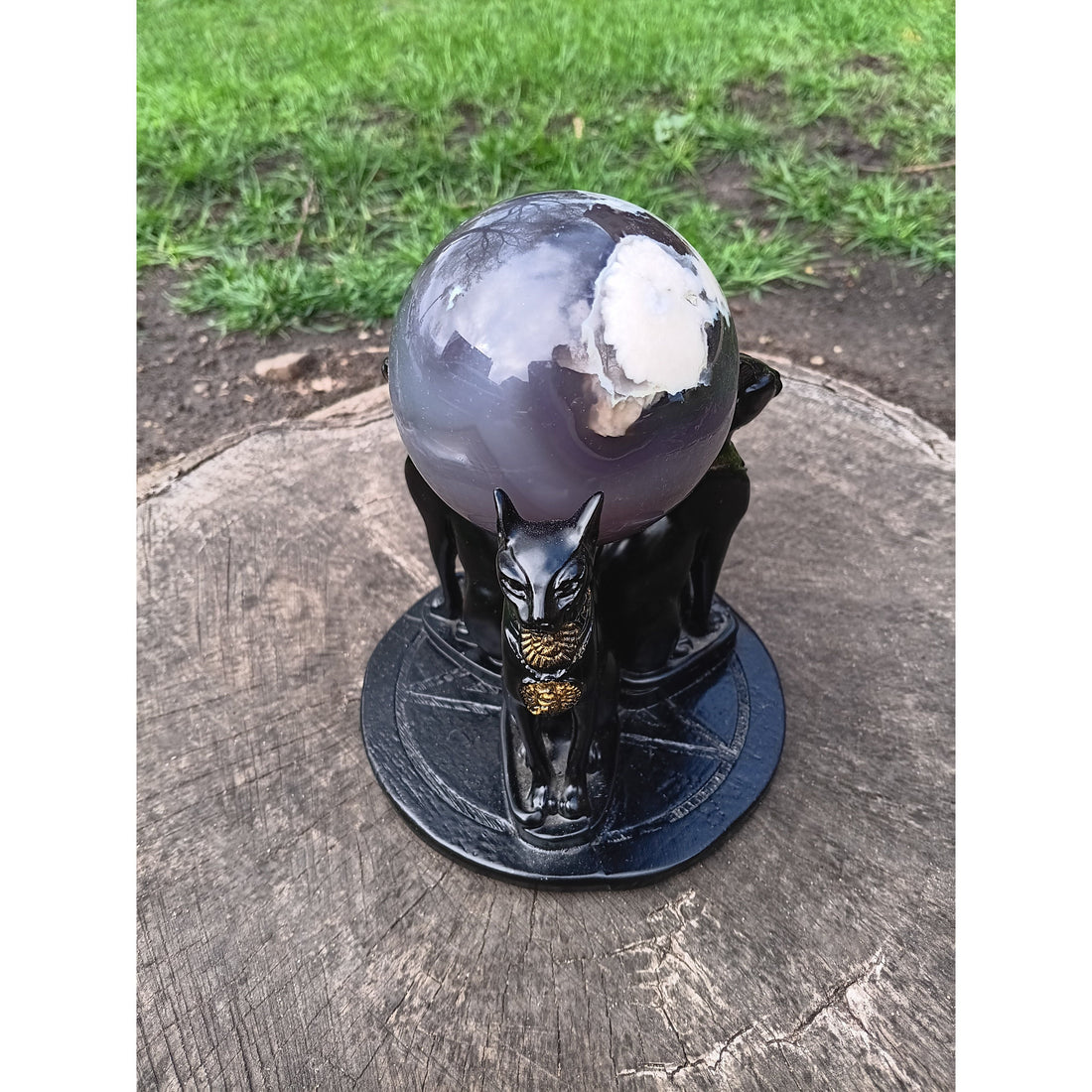 Egyptian Bastet Cat Guardian Pentacle Sphere Holder – Triple Feline Protection for Crystals &amp; Altars