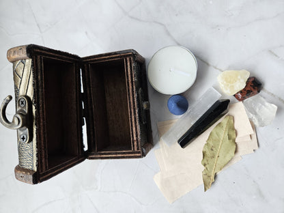 Mini Manifestation Boxes – Spiritual Gift Sets with Crystals, Incense &amp; Affirmations