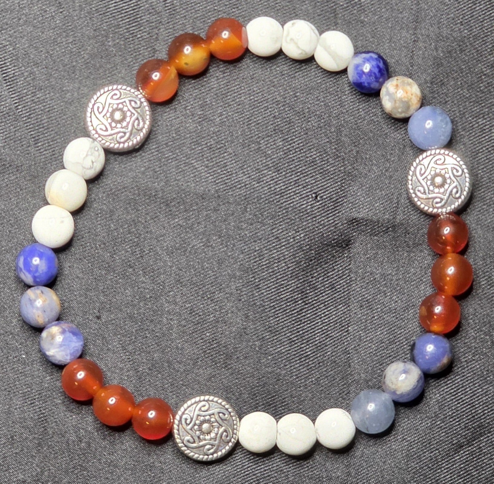 Howlite, Red Agate, and Sodalite Bracelet