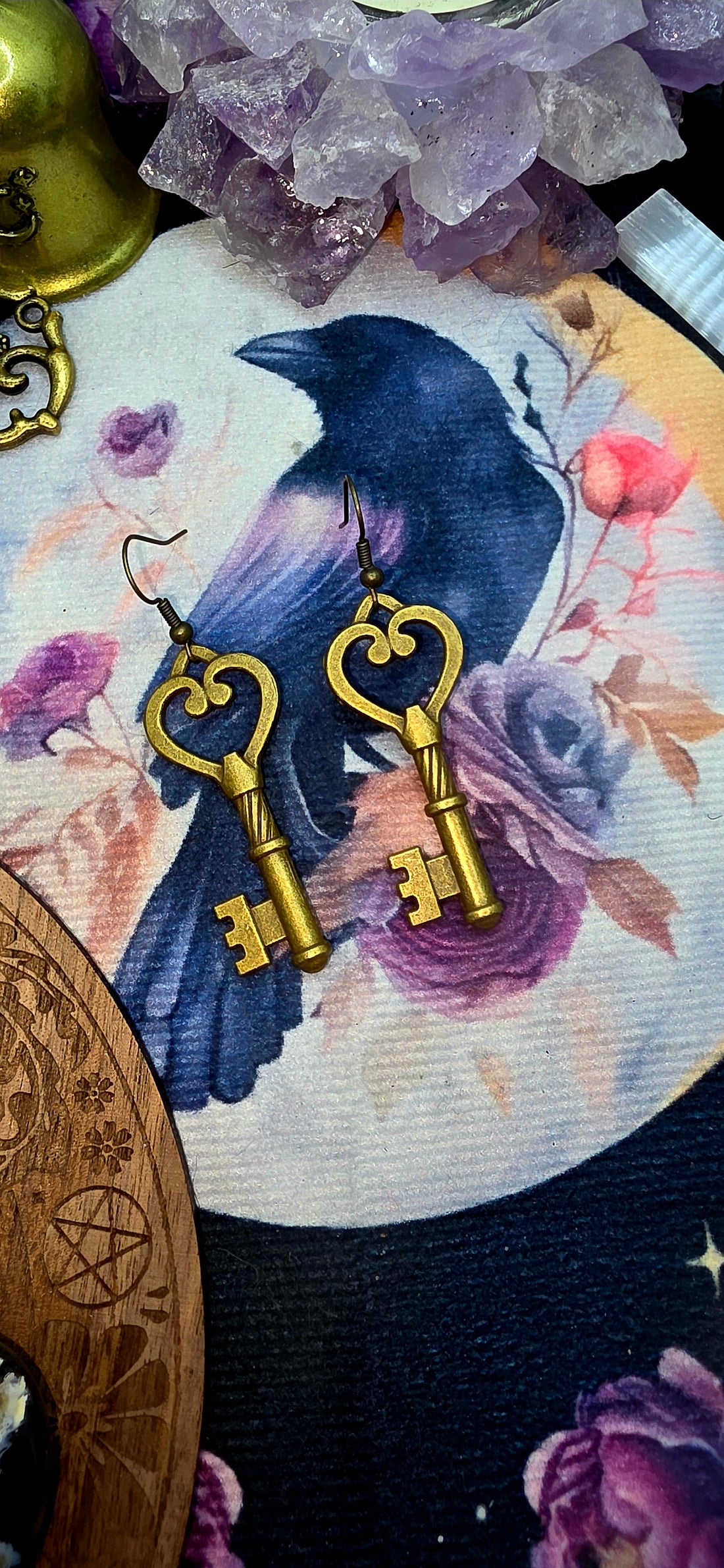 Regal Bronze Skeleton Key with Crown