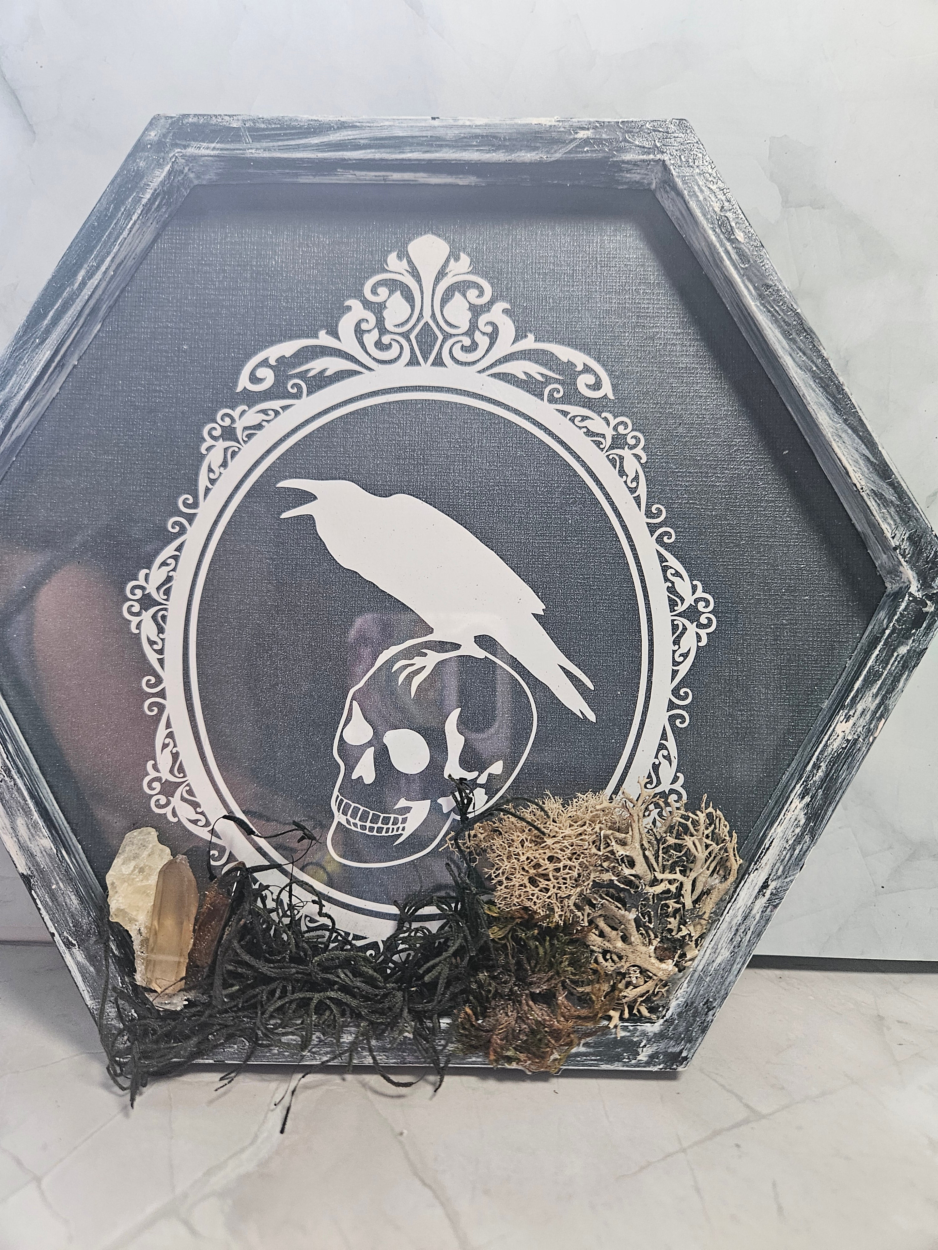 Wall Hanging: Gothic Skull, Clear Quartz, Smoky Quartz, Tiger&
