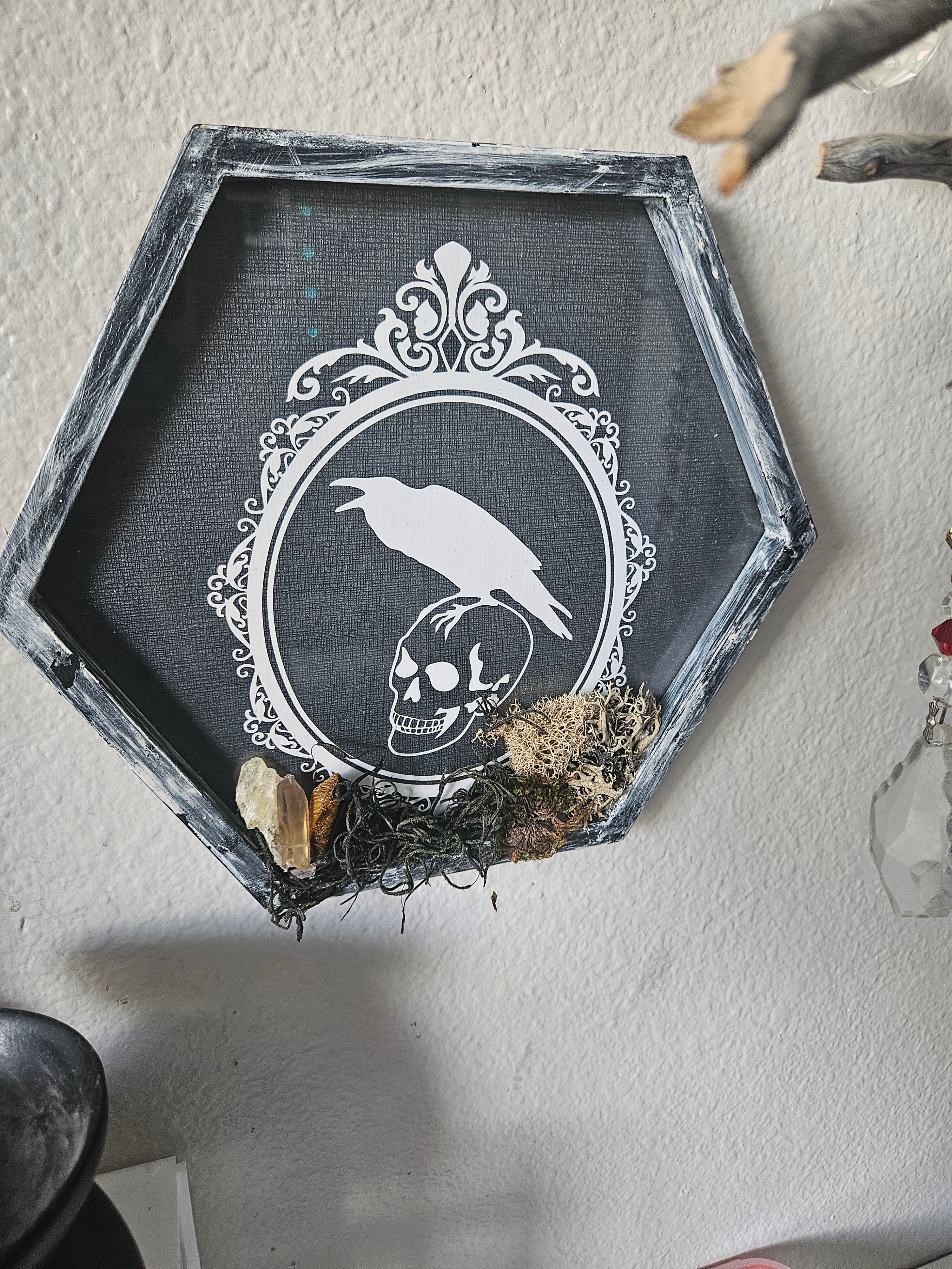 Wall Hanging: Gothic Skull, Clear Quartz, Smoky Quartz, Tiger&