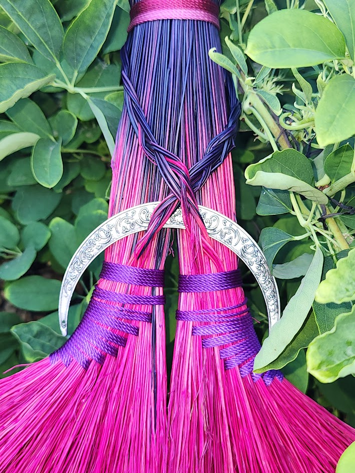 Esmeray Double Wing Broom