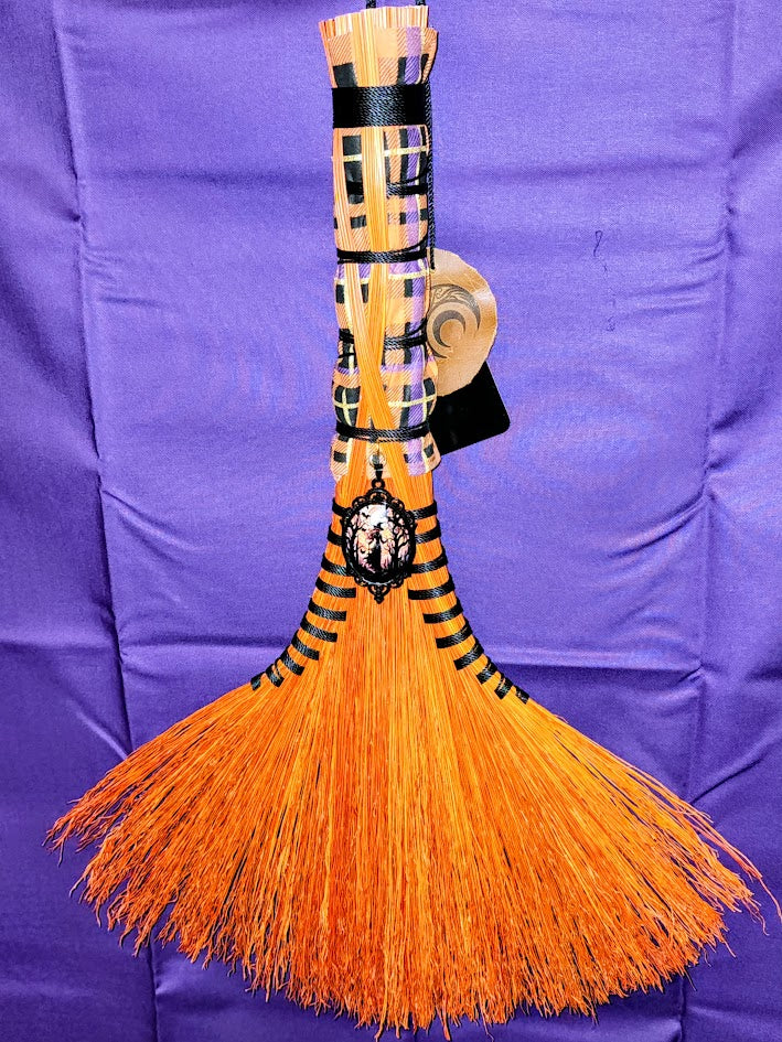 Endora Double Wing Broom