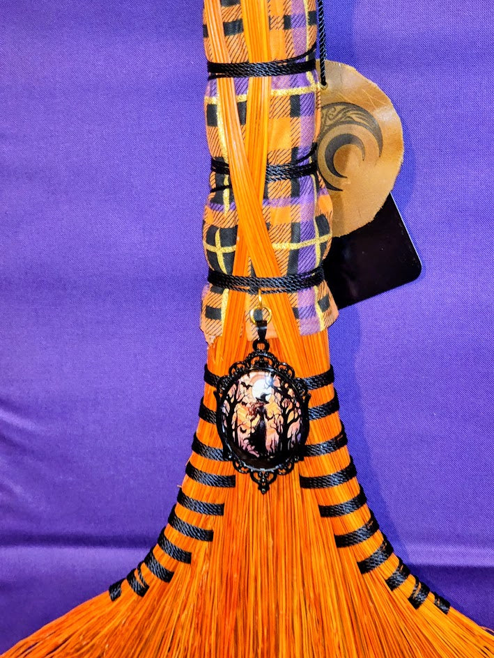 Endora Double Wing Broom