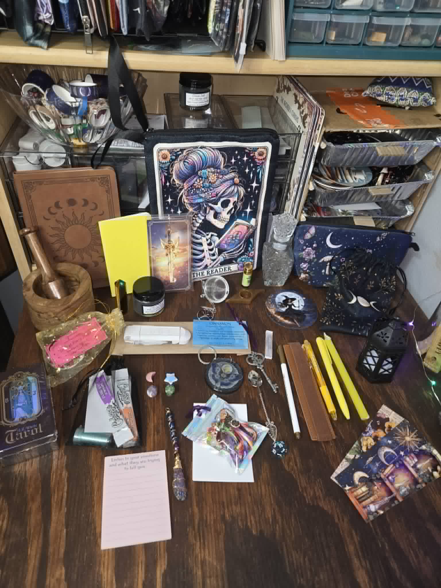 30 Item Divine Chaos Crate + 3 Twist of Fate Rolls