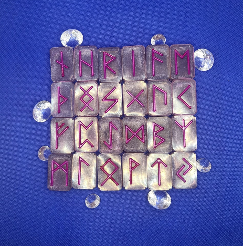 Smokey Runes, Purple highlights