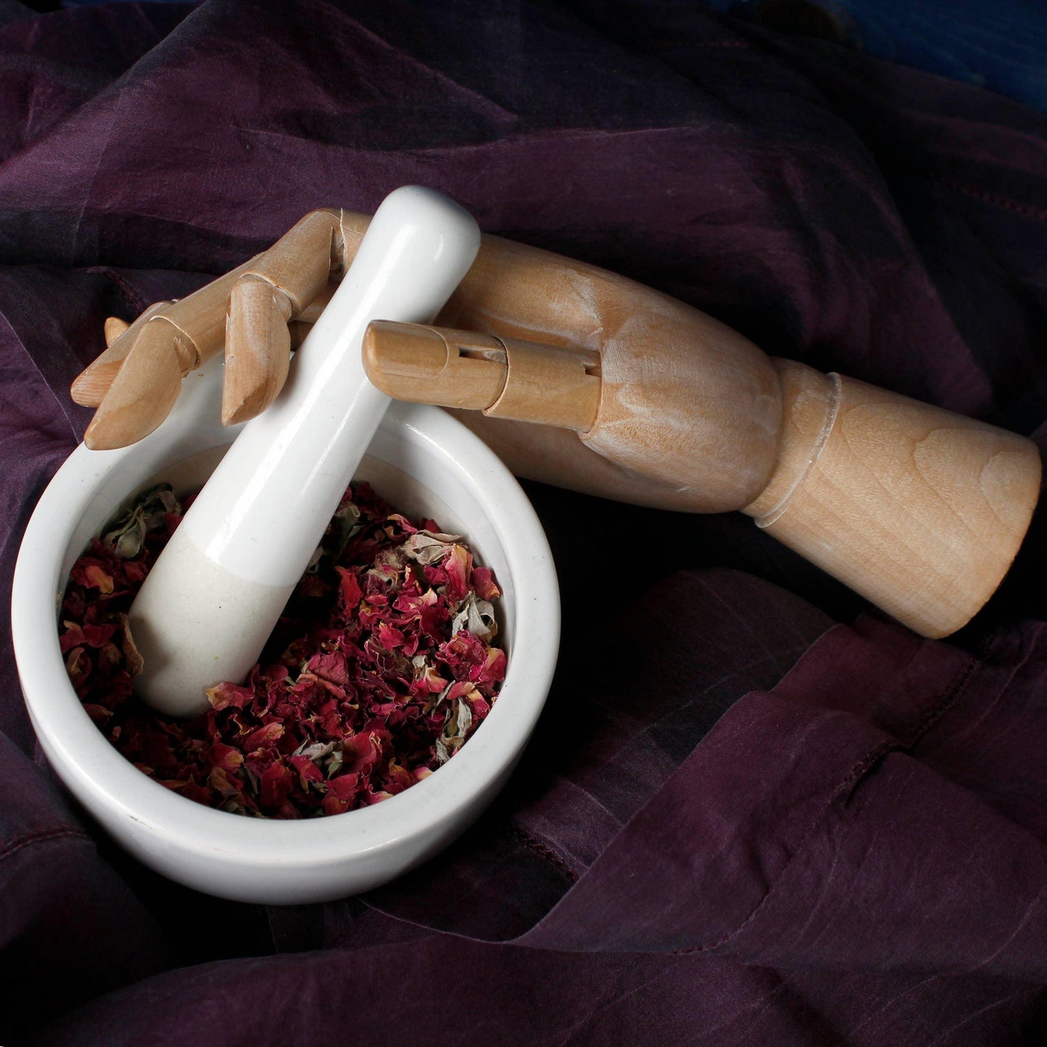 Witchcraft Herb Spell Kit – Crystals, Herbs, Pendulum &amp; Spellbook for Rituals &amp; Magick