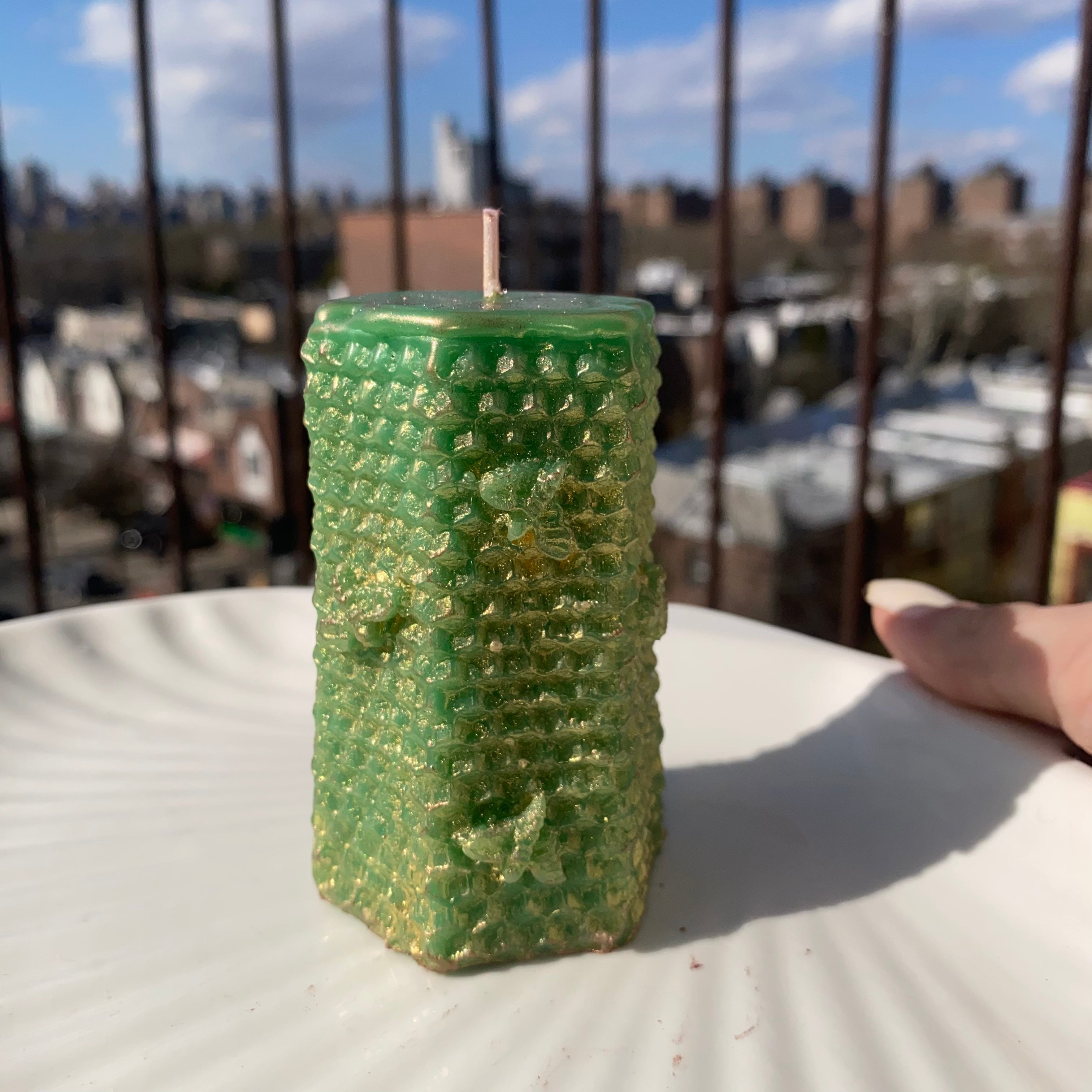 Honeycomb bee tower 100% natural beeswax ritual candle