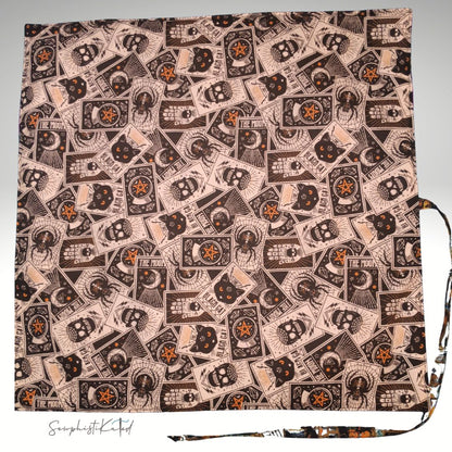 Classic Tarot &amp; Black Cat Reading Mat, Deck Wrap &amp; Altar Cloth | Reversible Padded Tarot Accessory