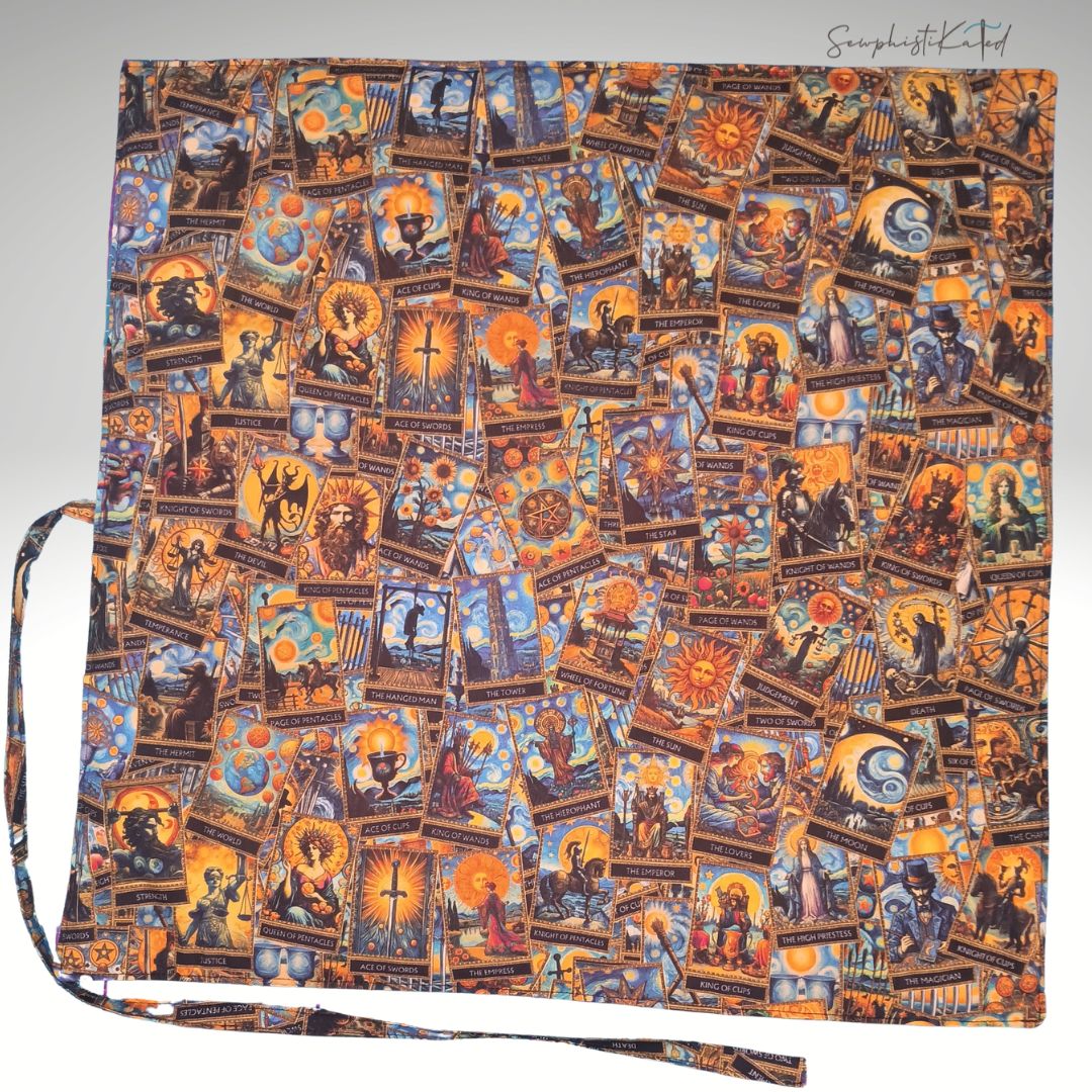 Classic Tarot &amp; Black Cat Reading Mat, Deck Wrap &amp; Altar Cloth | Reversible Padded Tarot Accessory