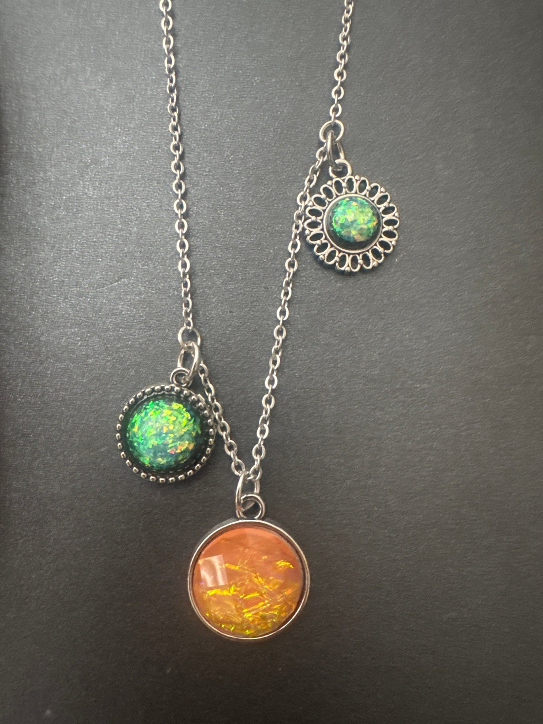 Sparkly Pendants Necklace