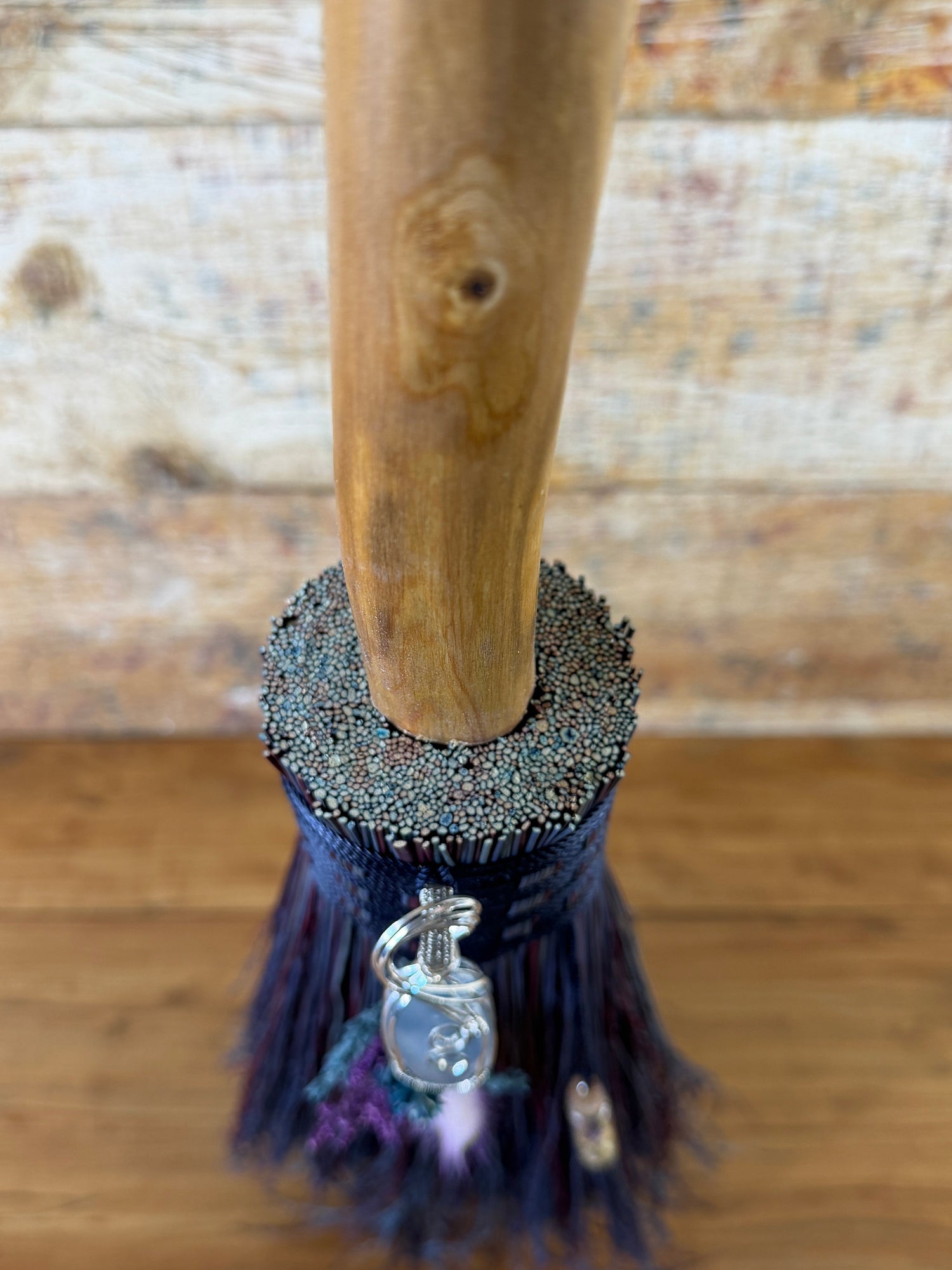Quiet Portal Besom