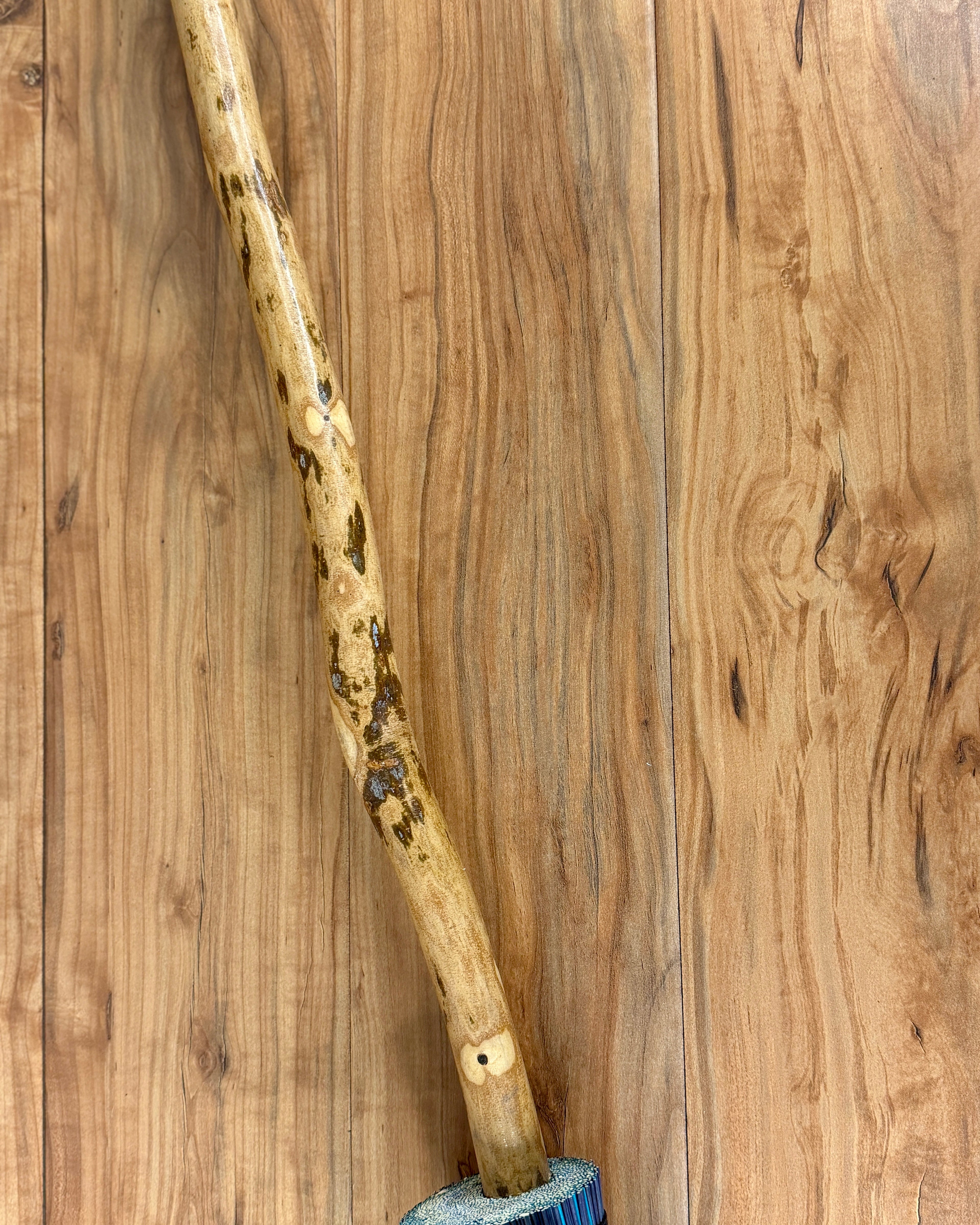 Undercurrent Besom/Broom