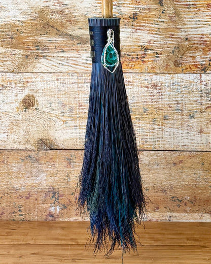 Undercurrent Besom/Broom
