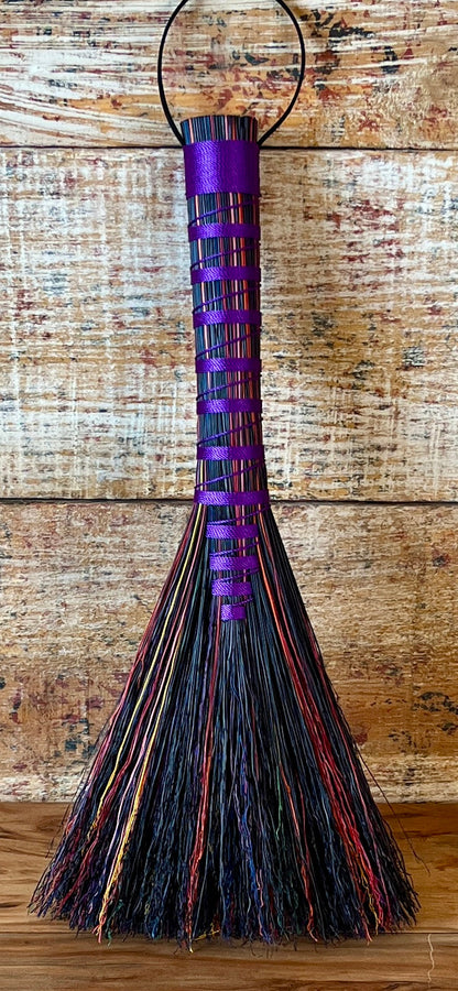 Midnight Prism Whisk/Blended Spectrum/Purple Thread