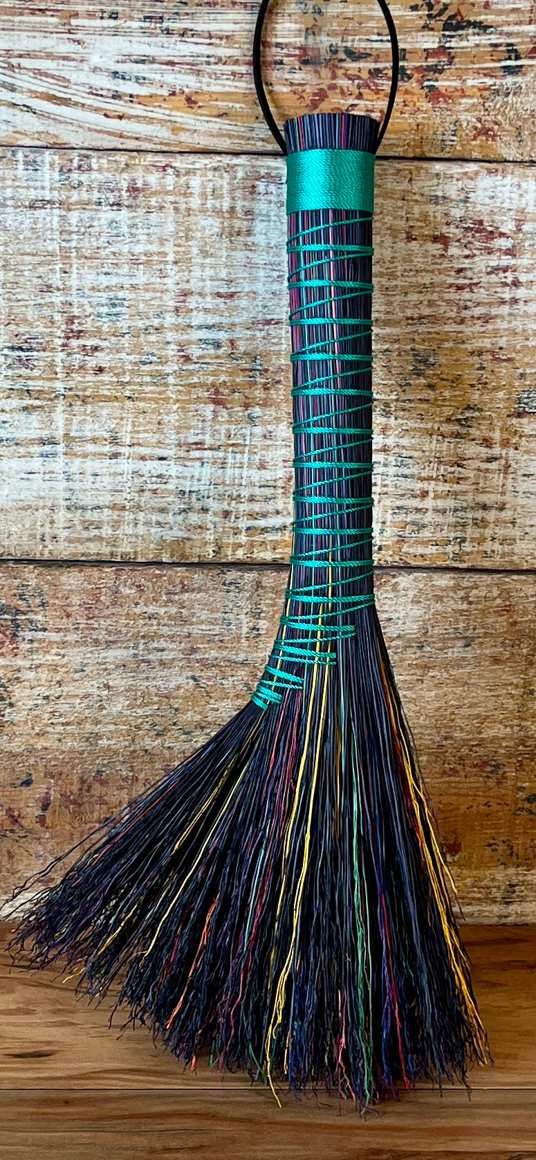 Midnight Prism Whisk/Blended Spectrum/Teal Thread