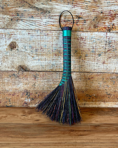 Midnight Prism Whisk/Blended Spectrum/Teal Thread