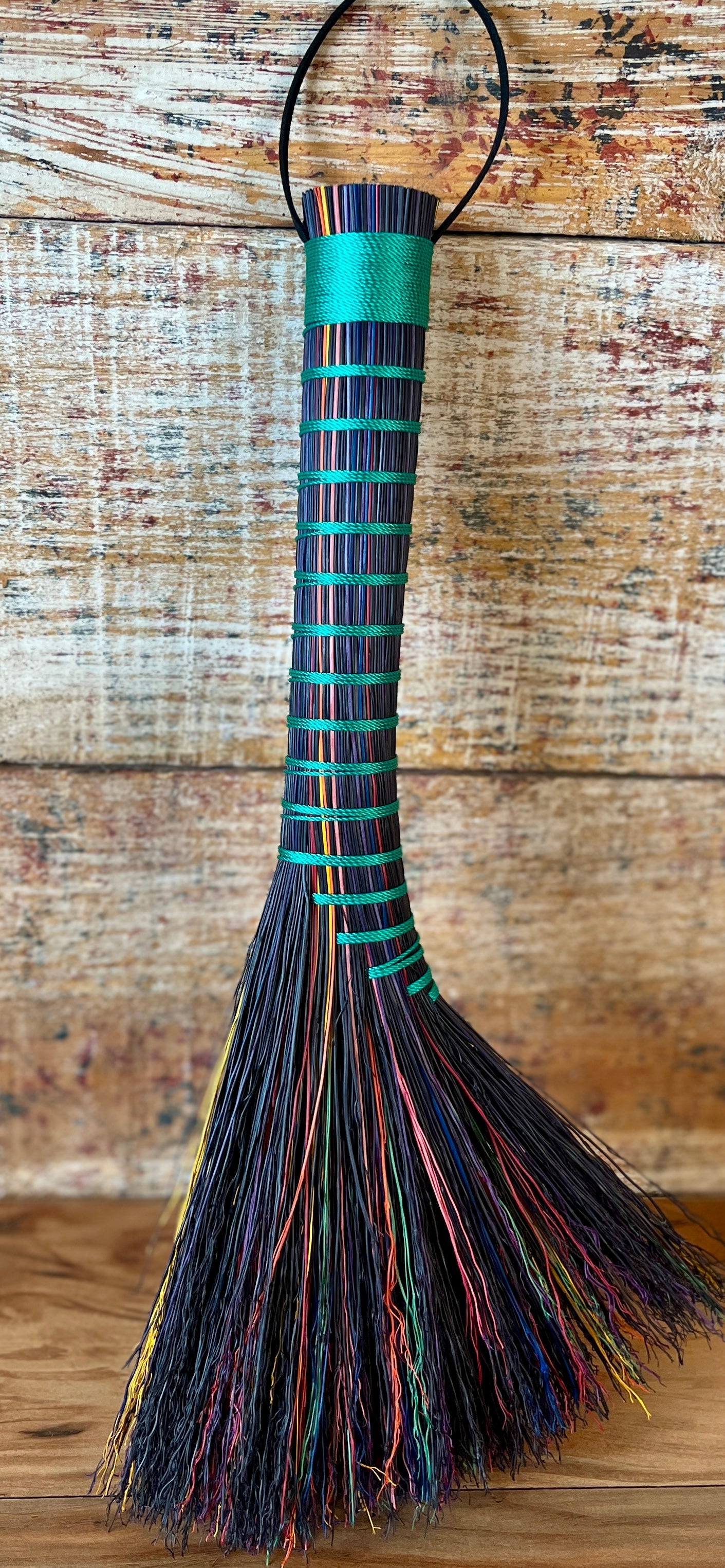 Midnight Prism Whisk/Blended Spectrum/Teal Thread