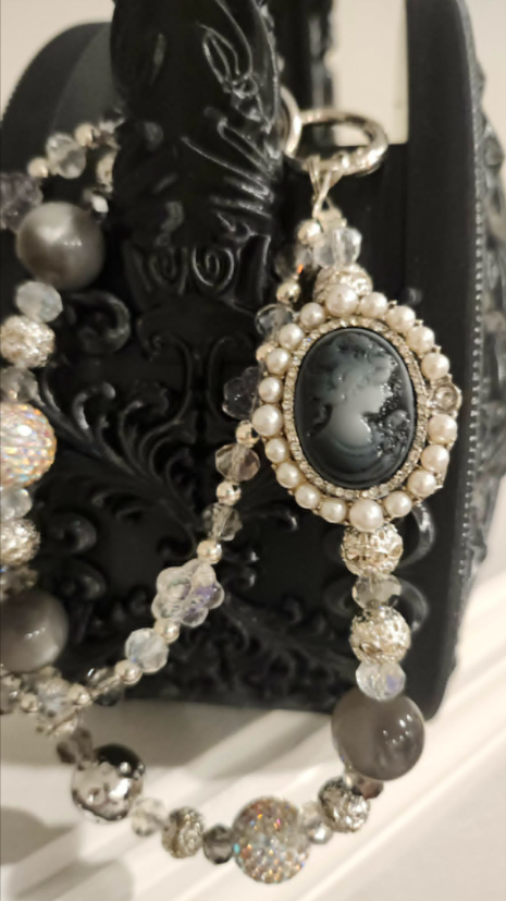 Handbag &amp; Purse Chain - Black Cameo