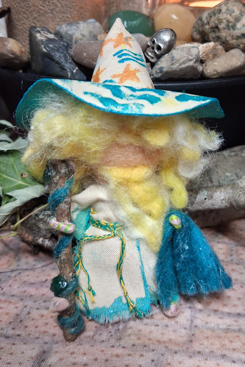 Spirit Doll Dandy Iyam Hexenfreund