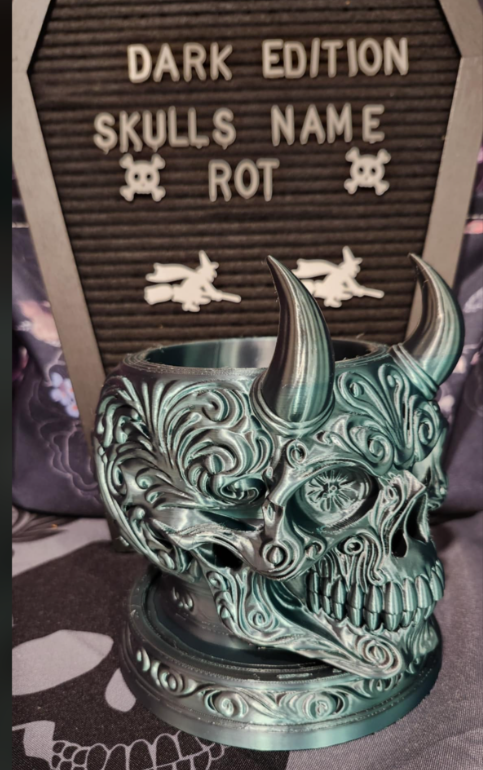 Skully&