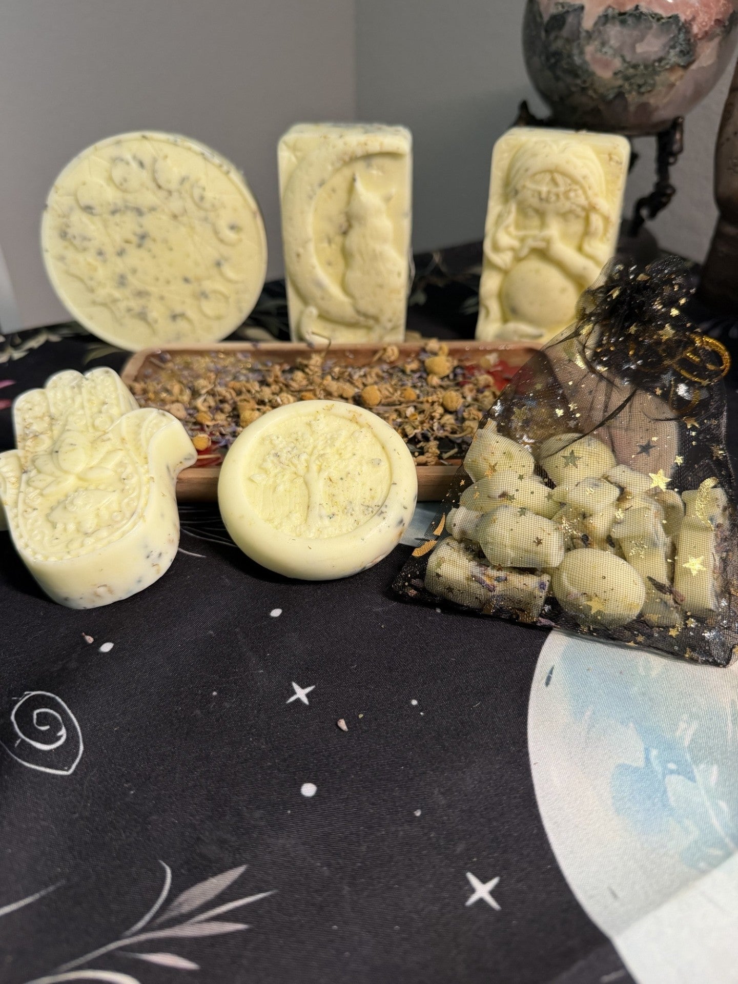 🔮 Healing Crystal Ball Goat Milk Soap ✨