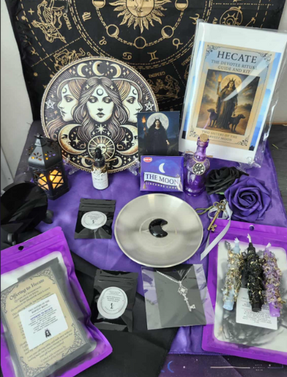 Hecate Deluxe Devotional Ritual Box – Complete Altar Set and 92-Page Ritual Guide
