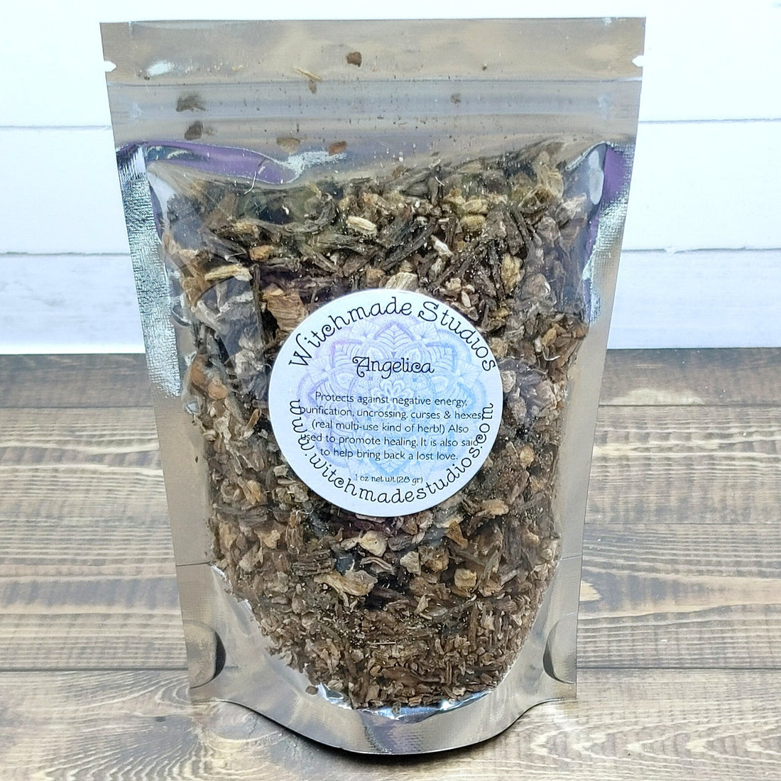 Angelica Root, Protection, Purification, Uncrossing, Healing, Lost Love (1 oz)