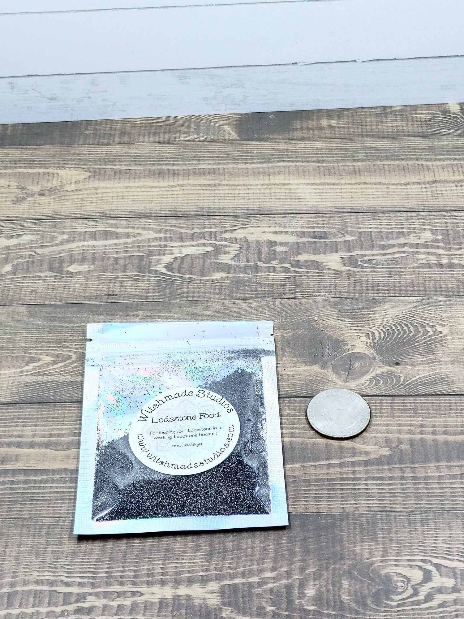 Lodestone Food Powder, Feeds Money Drawing, Prosperity, Wealth, Abundance (1 oz)