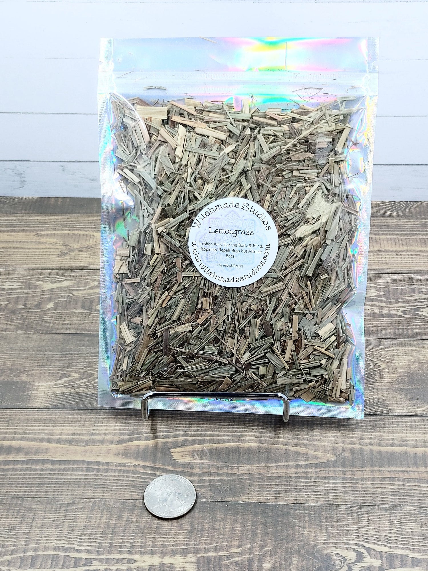 Lemongrass Herb, Freshen Air, Happiness, Lust, Psychic Powers, Clear Body Mind, Repels Bugs, Attracts Bees (1 oz)