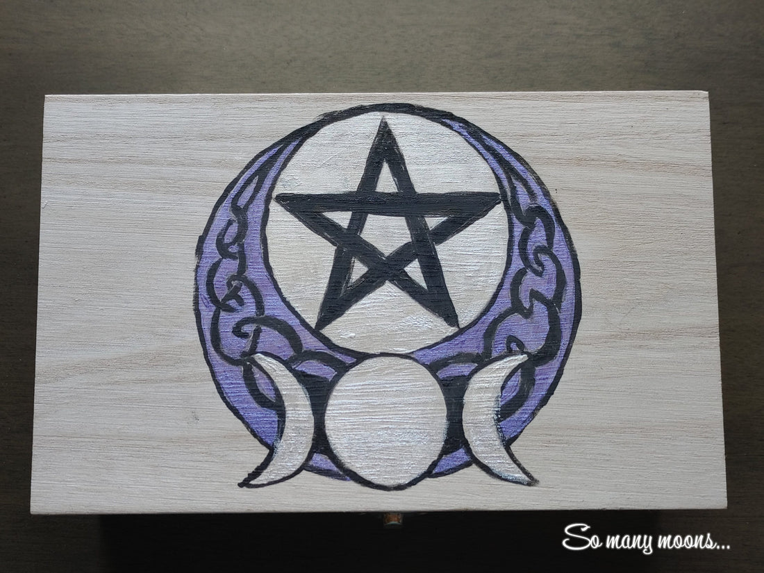 Handpainted Pearl Altar Box, Triple Moon Pentacle Design