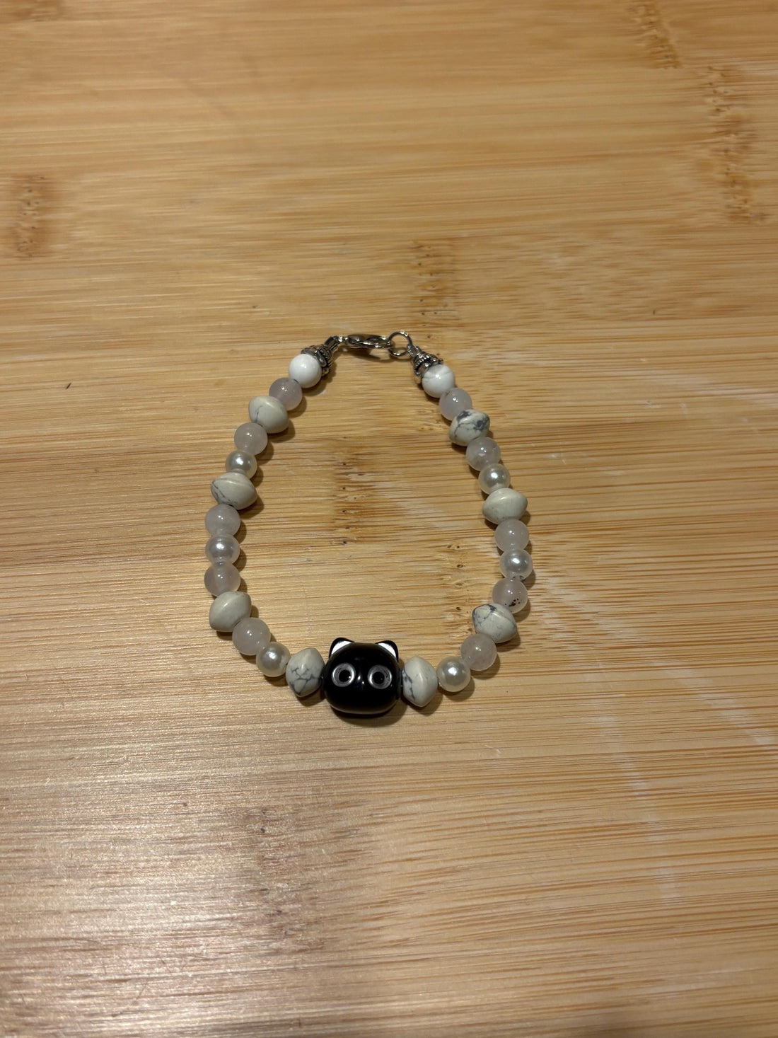 Yuki - Handmade Beaded Bracelet