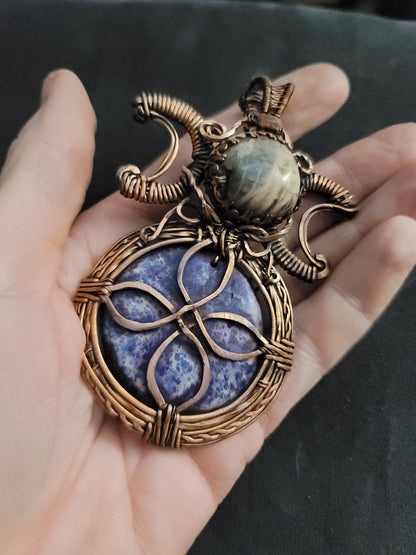 Triple moon necklace, pagan new age wiccan gift, woman girl gift, riual necklace pagan, trendy boho necklace, spiritual gift, sister gifts