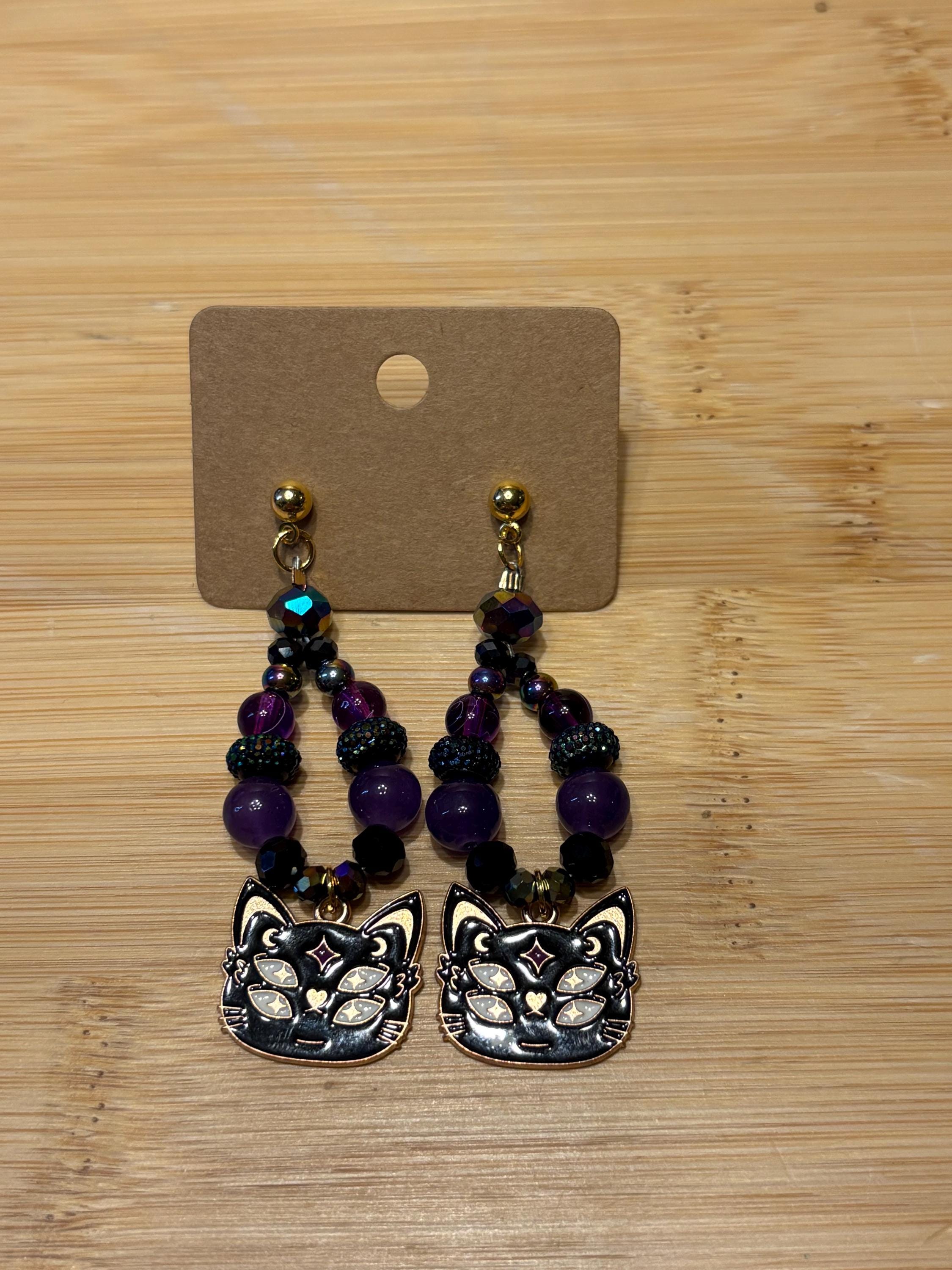 Familiar Fate - Handmade Beaded Earrings