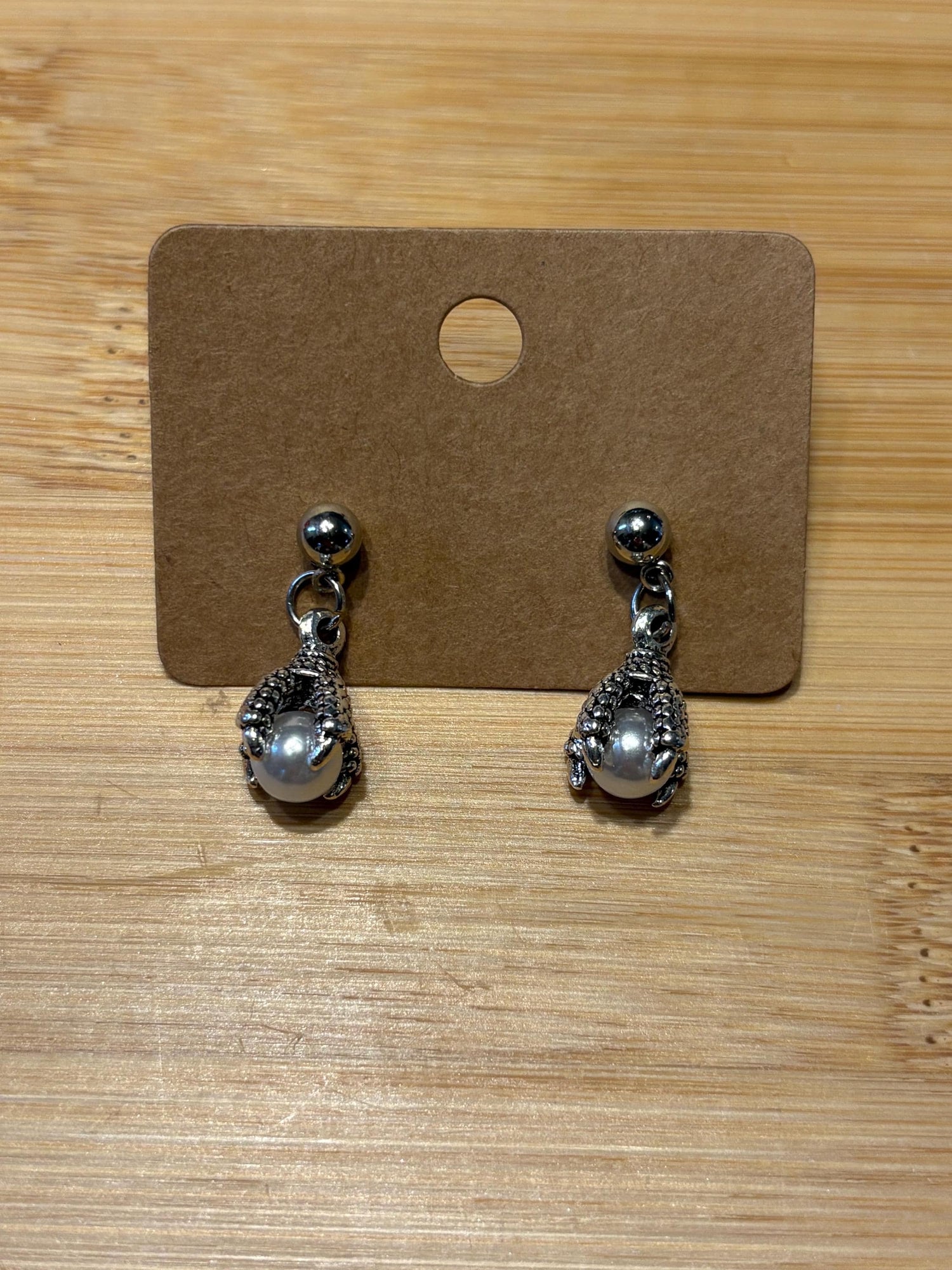 White Claw - Handmade Beaded Earrings
