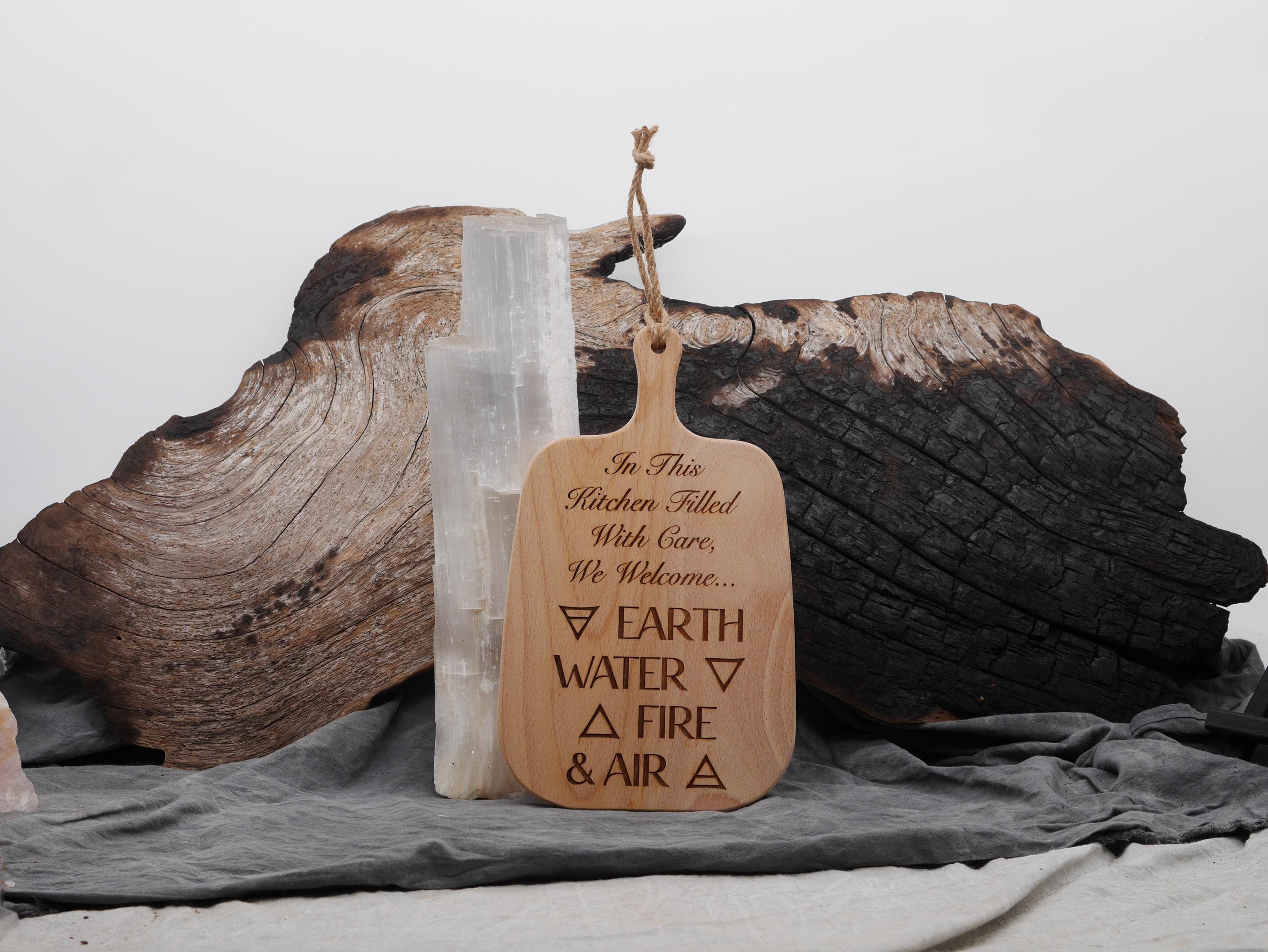 Kitchen Witch Cutting Board: Calling the Corners - Blessing - Decor