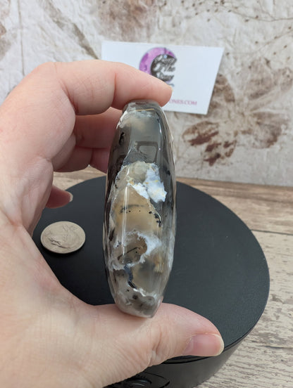 Large Volcano Agate palm stone