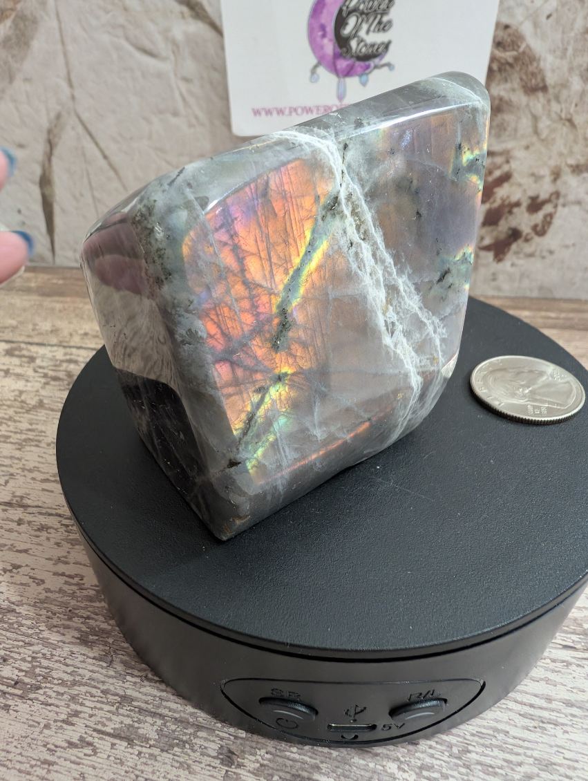 Labradorite free form