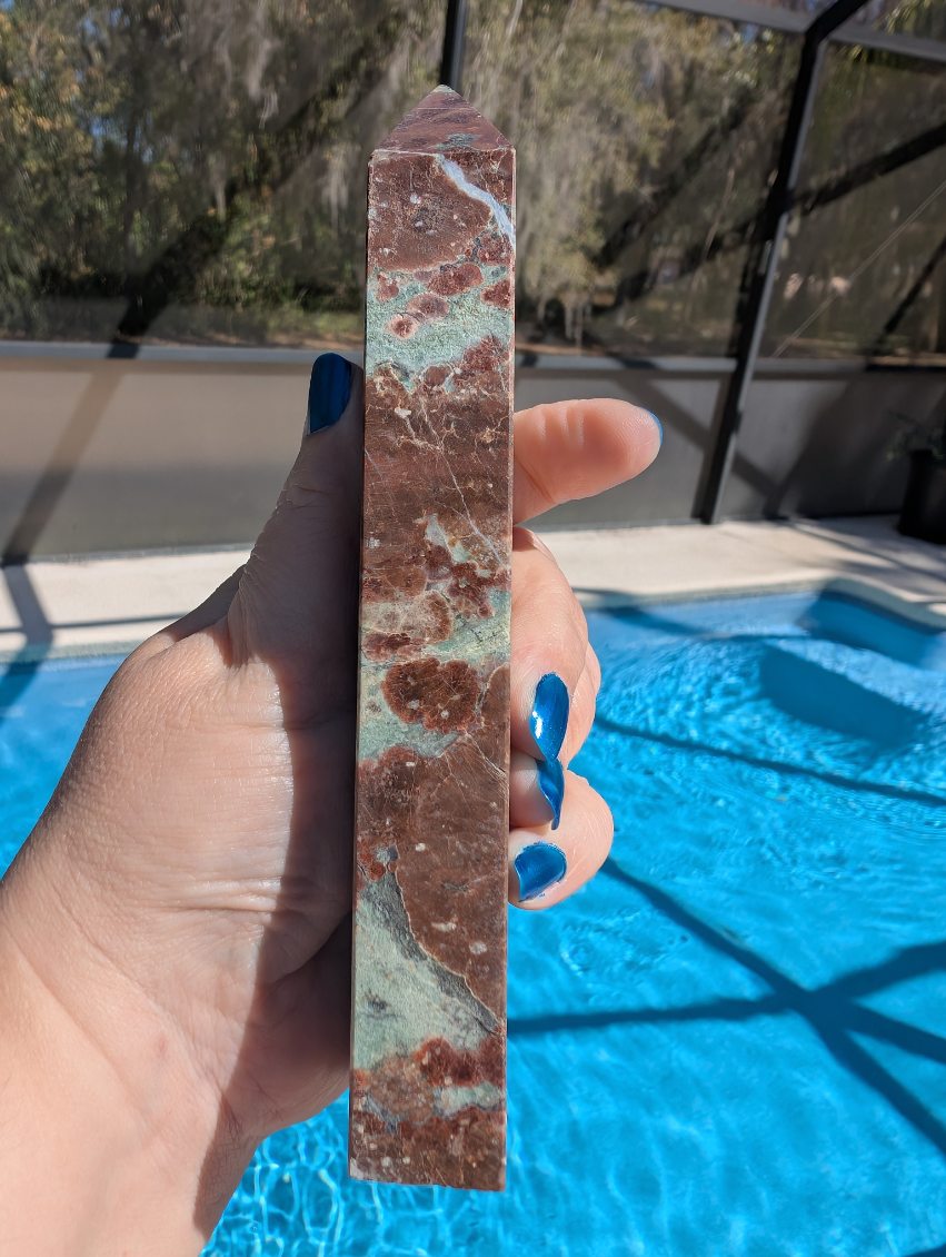 Green Plum Blossom Obelisk